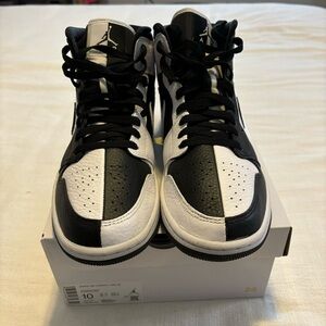 Nike Air Jordan 1 Mid Split Homage White Black DR0501-101 WOMEN’S Size 10